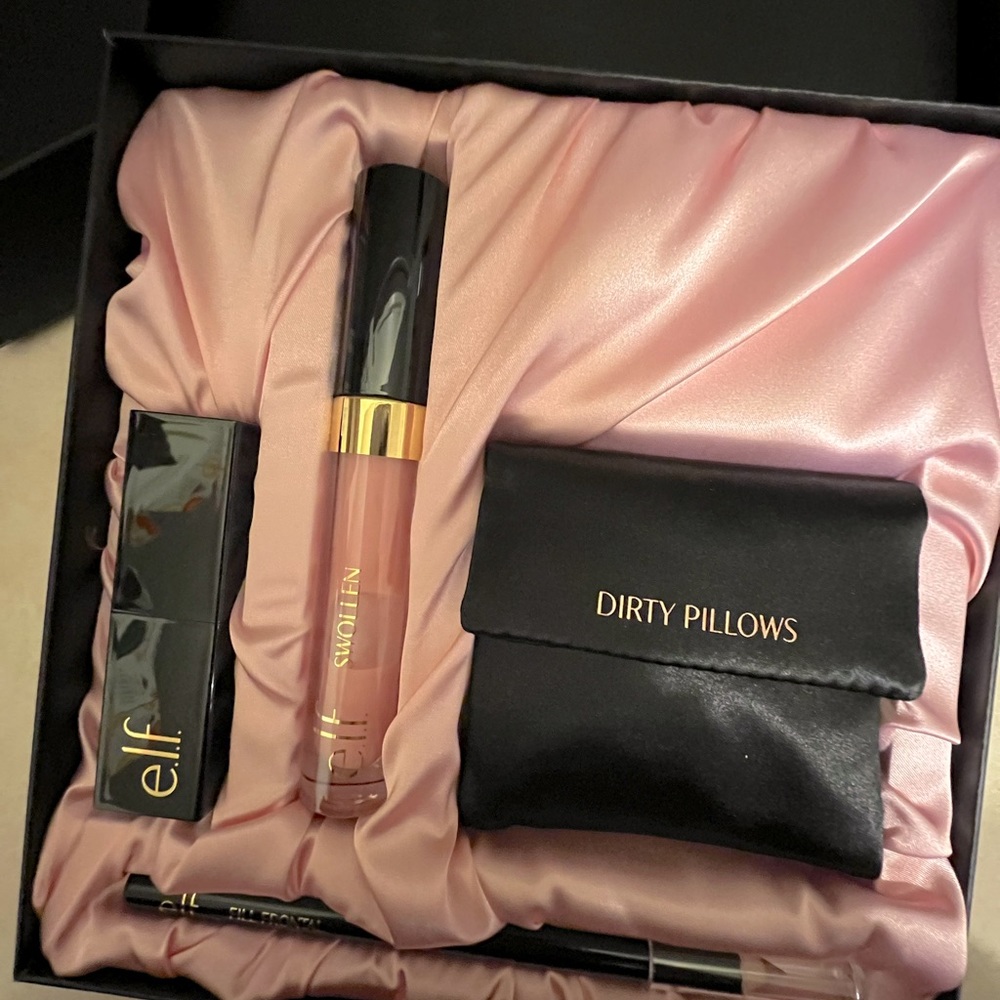 ELF Dirty Pillows Jennifer Coolidge Collab ON HOLD